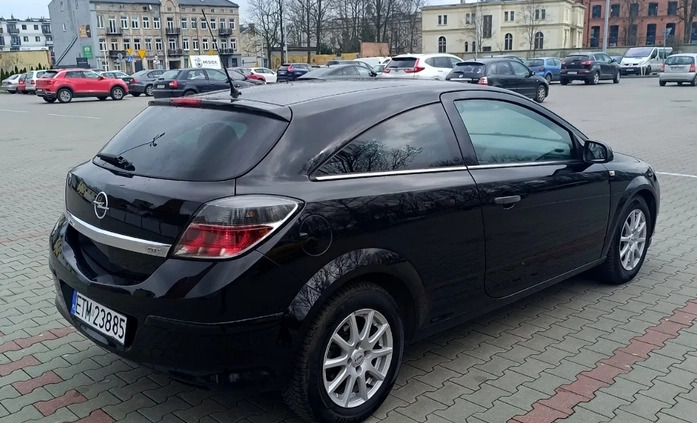 Opel Astra cena 13900 przebieg: 212742, rok produkcji 2009 z Jabłonowo Pomorskie małe 92